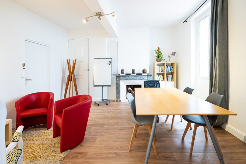 salle de travail calme et équipée quartier des Carmes Toulouse